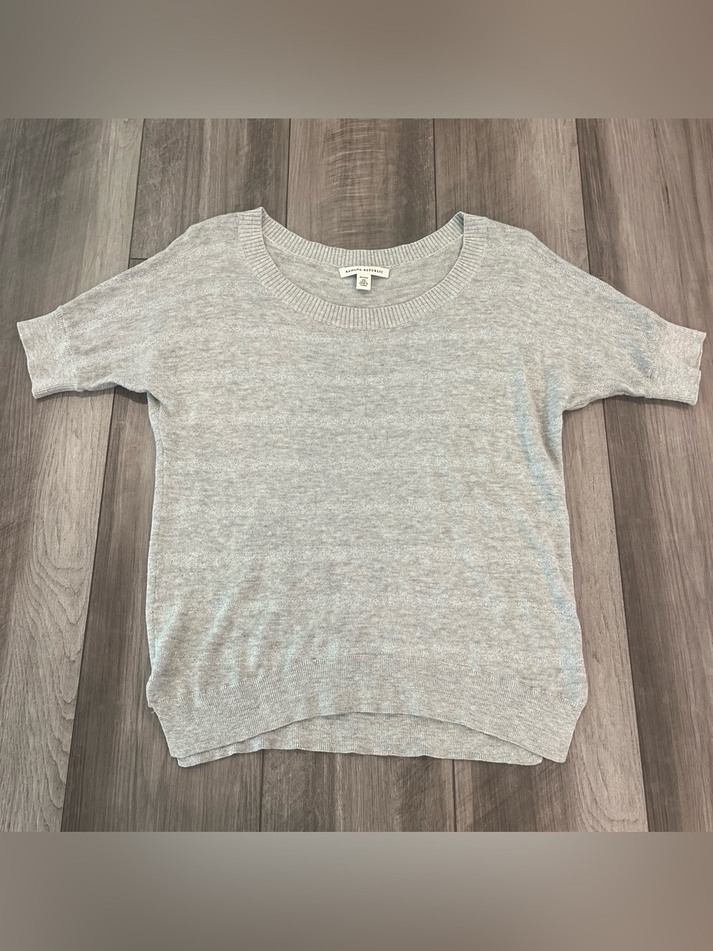 Banana Republic Light Gray Knit Sweater Top